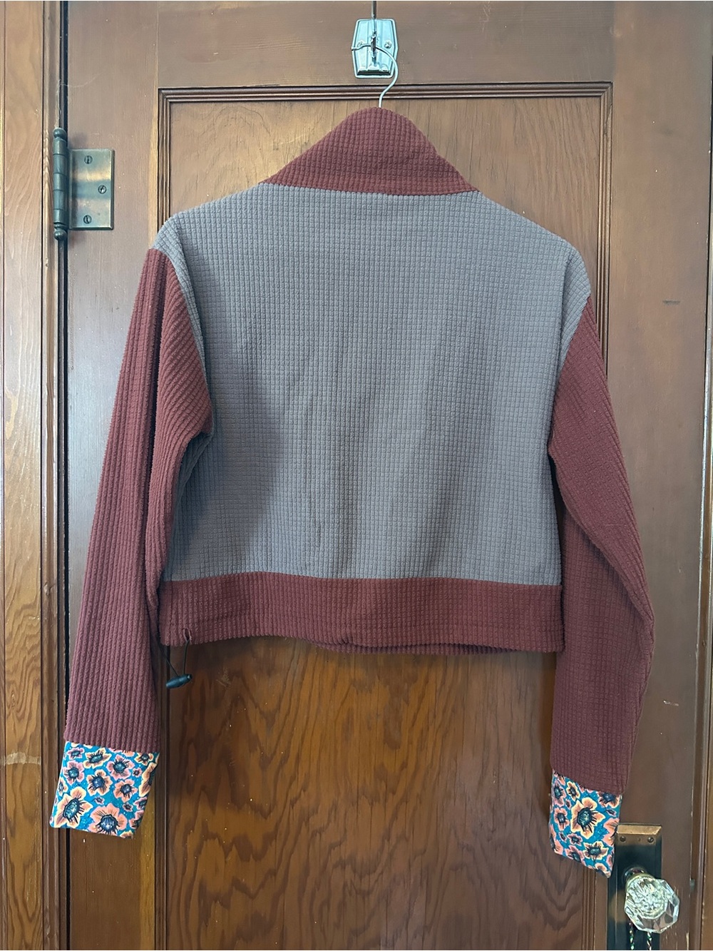 YOUER cropped fleece size medium good condition - Picture 3 of 5